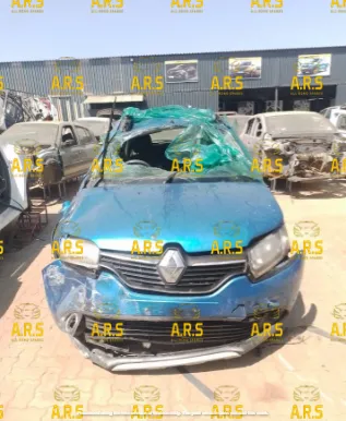 2014 Renault Sandero view 3