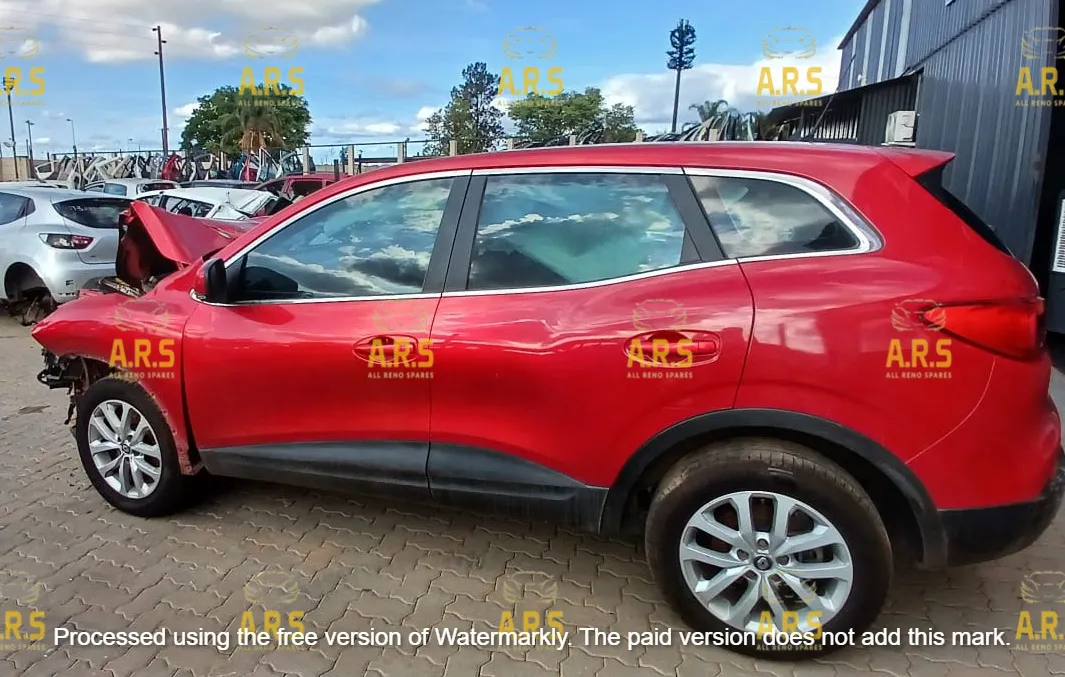 2017 Renault Kadjar view 3