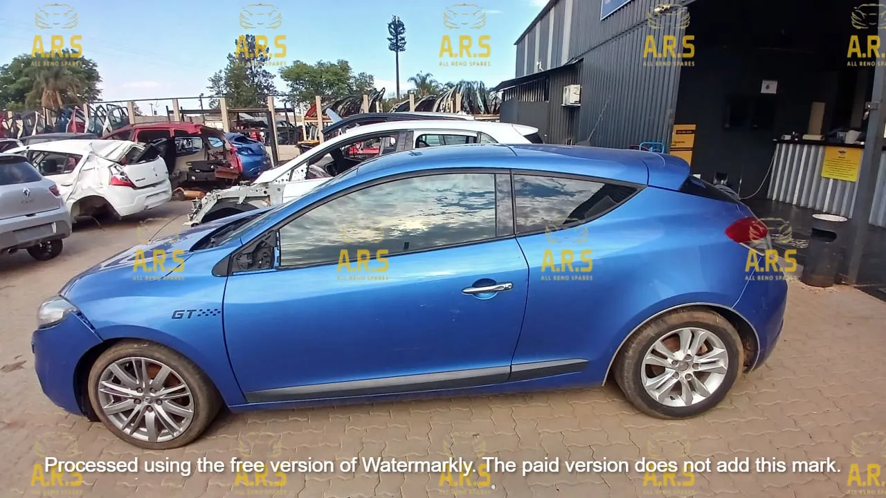 2011 Renault Megane VF1DZ1V0645304135 view 3