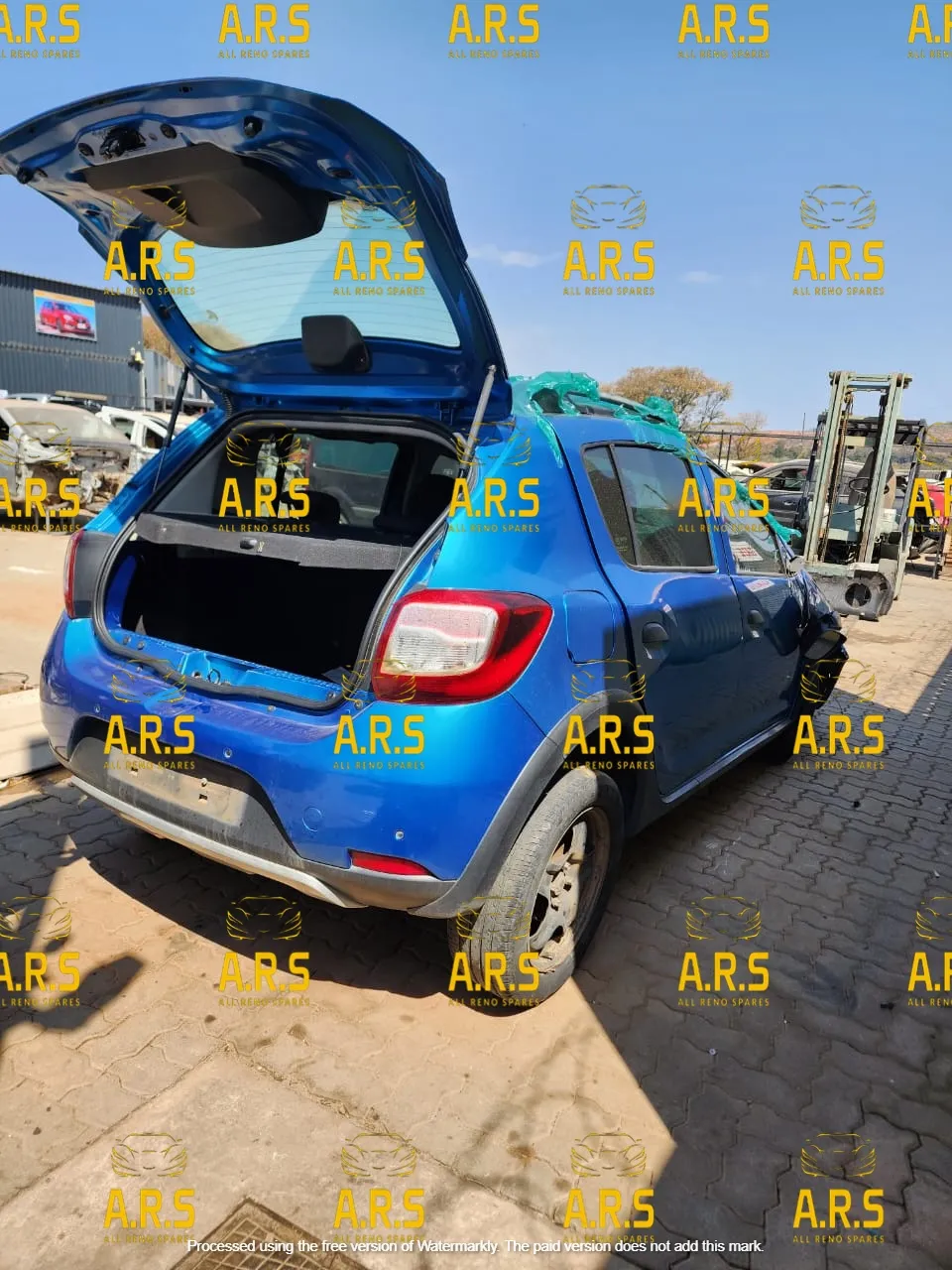 2014 Renault Sandero view 8