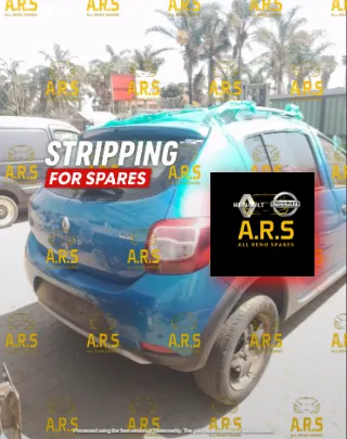 2014 Renault Sandero  view 1