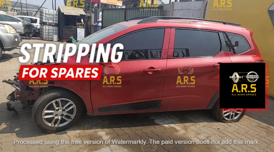 2021 Renault Triber B4DA412E034499 Stripping For Spares