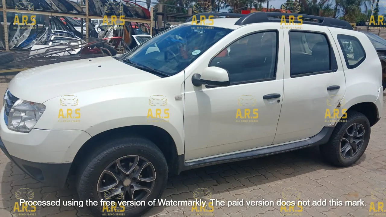 2016 Renault Duster K4MA690D246563 view 2