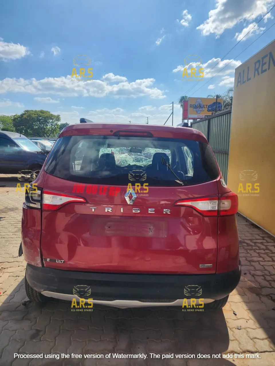 2020 Renault Triber view 3