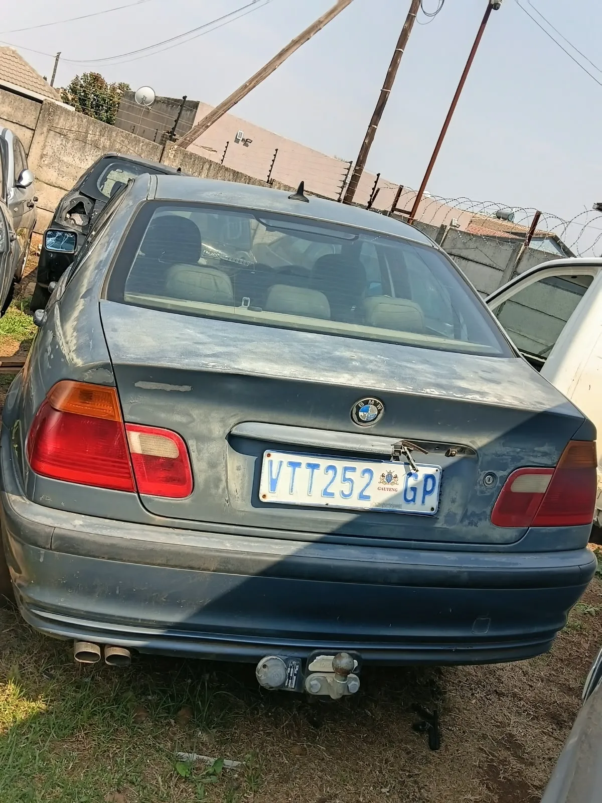 1998 BMW 3 Series  view 2