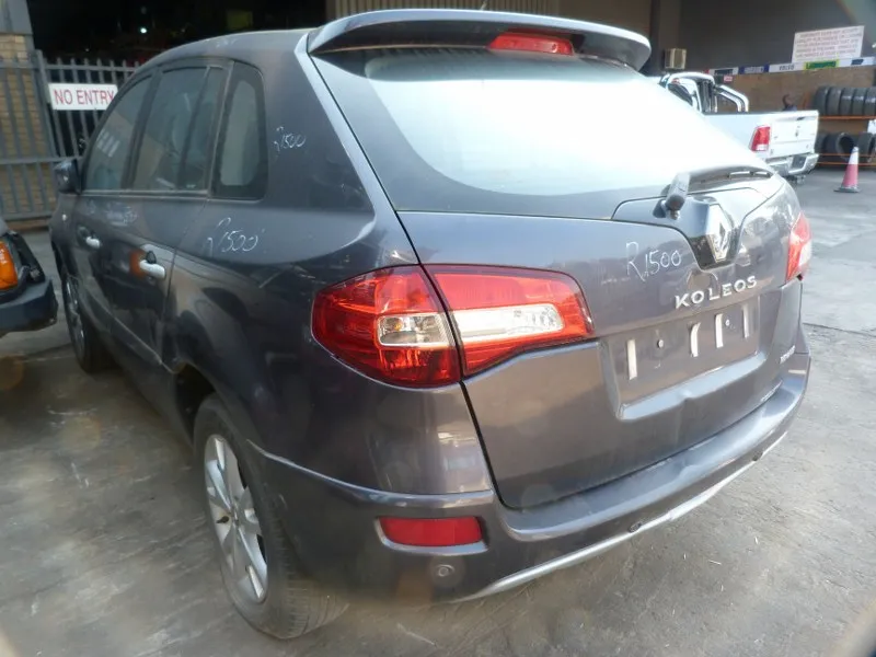 2011 Renault Koleos view 7