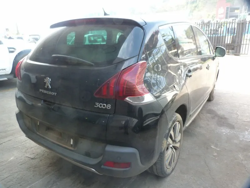 2014 Peugeot 3008 view 6
