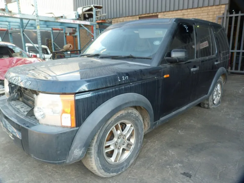 2007 Land Rover Discovery 3 view 3