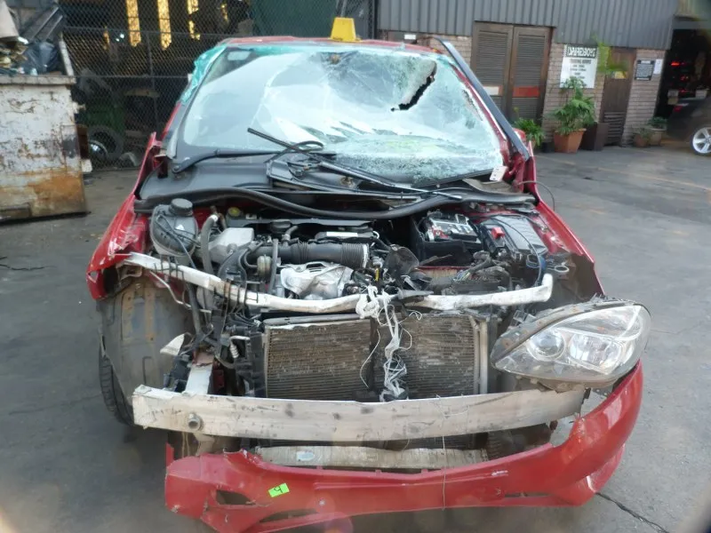 2013 Mercedes-Benz B180 W246 1.8 AT