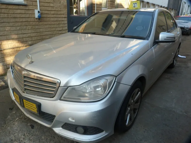 2011 Mercedes-Benz C-Class view 2
