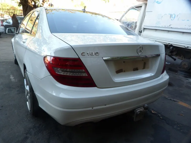 2012 Mercedes-Benz C-Class view 2