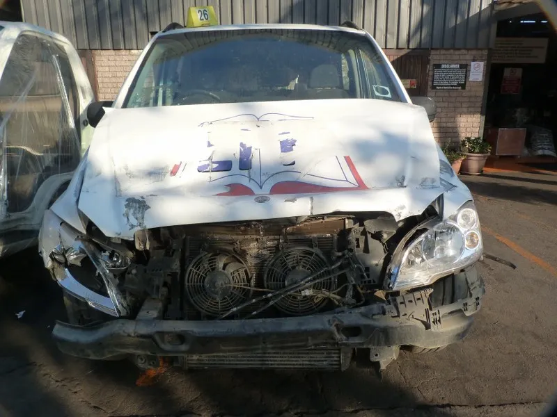 2014 Mercedes-Benz Vito view 2