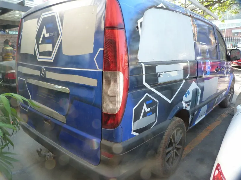 2005 Mercedes-Benz Vito view 4