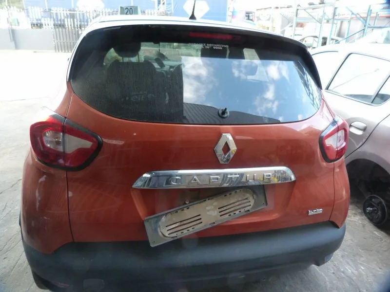 2015 Renault Captur view 4