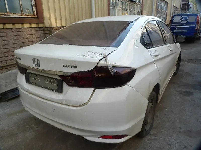 2016 Honda Ballade view 5