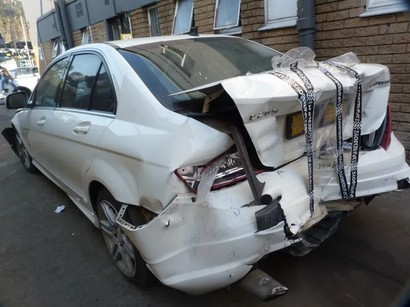 2008 Mercedes-Benz C-Class view 5