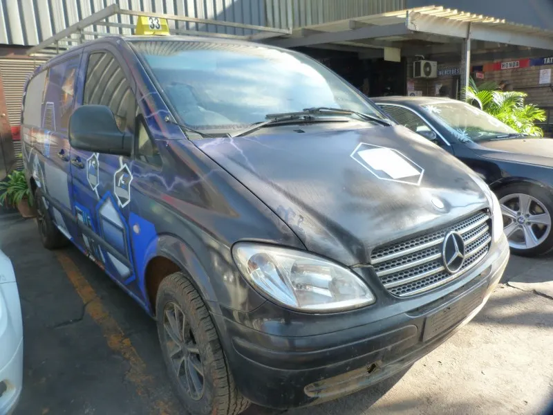 2005 Mercedes-Benz Vito view 3