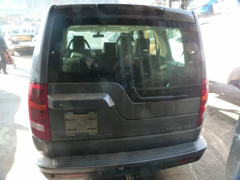 2009 Land Rover Discovery 3 view 6