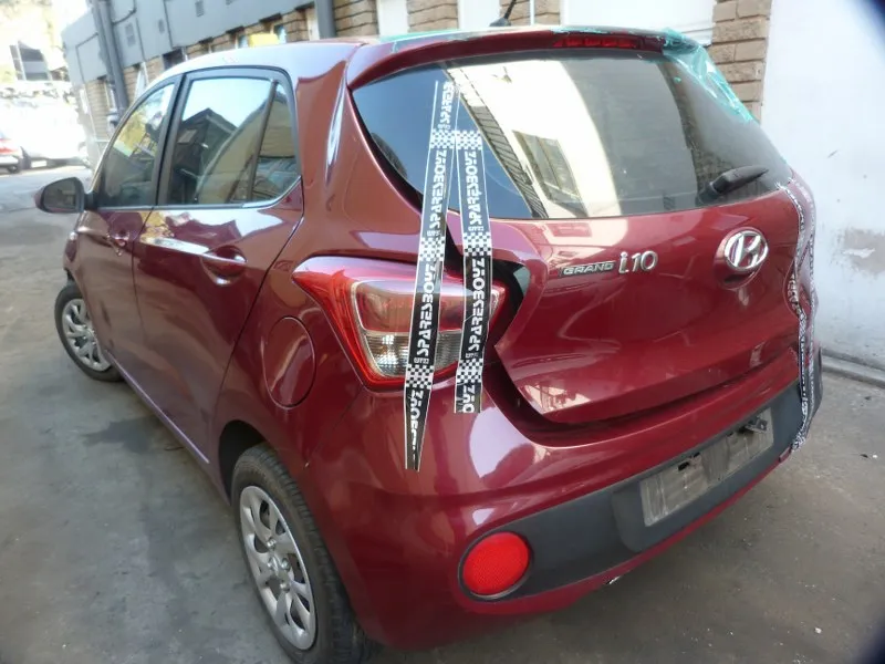 2015 Hyundai Grand i10 view 6