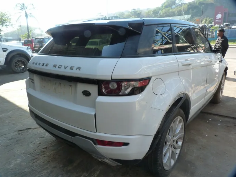 2014 Land Rover Range Rover Evoque view 5