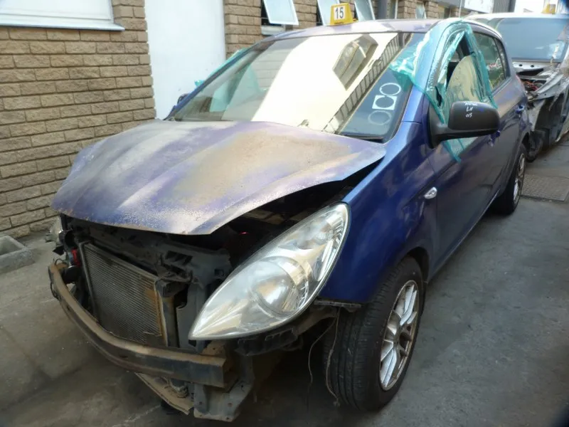 2011 Hyundai i20 view 2