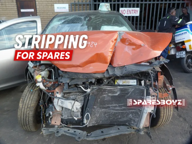2015 Renault Captur H4B Stripping For Spares
