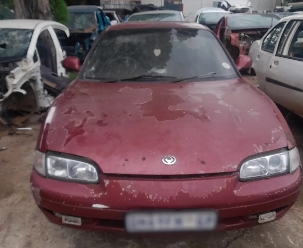 2005 Mazda MX-5  view 5