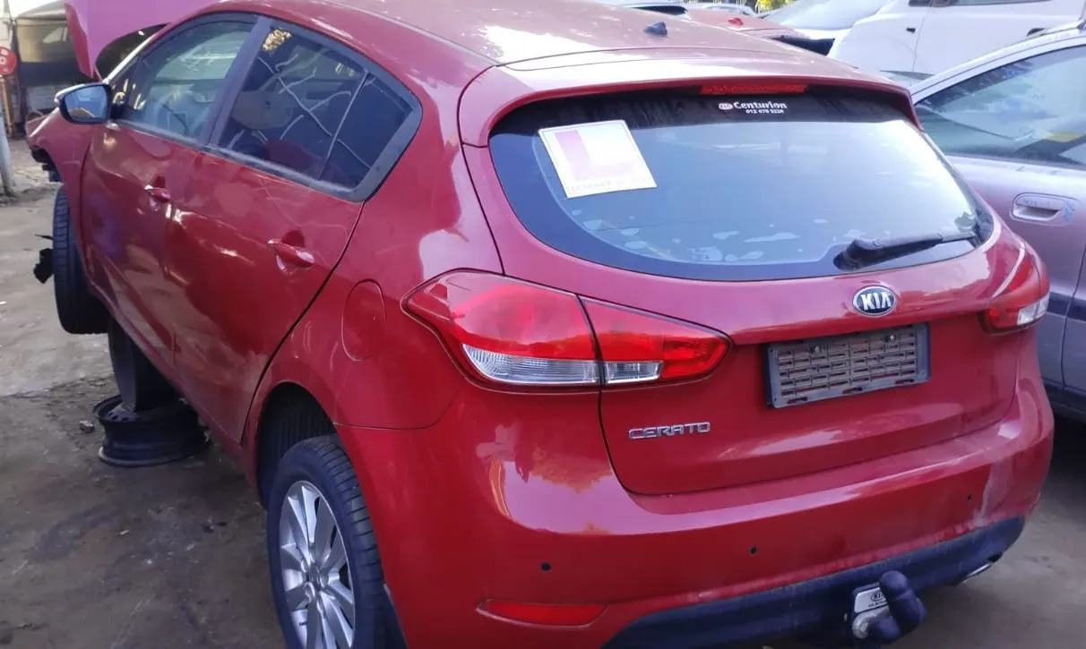 2014 Kia Cerato view 5