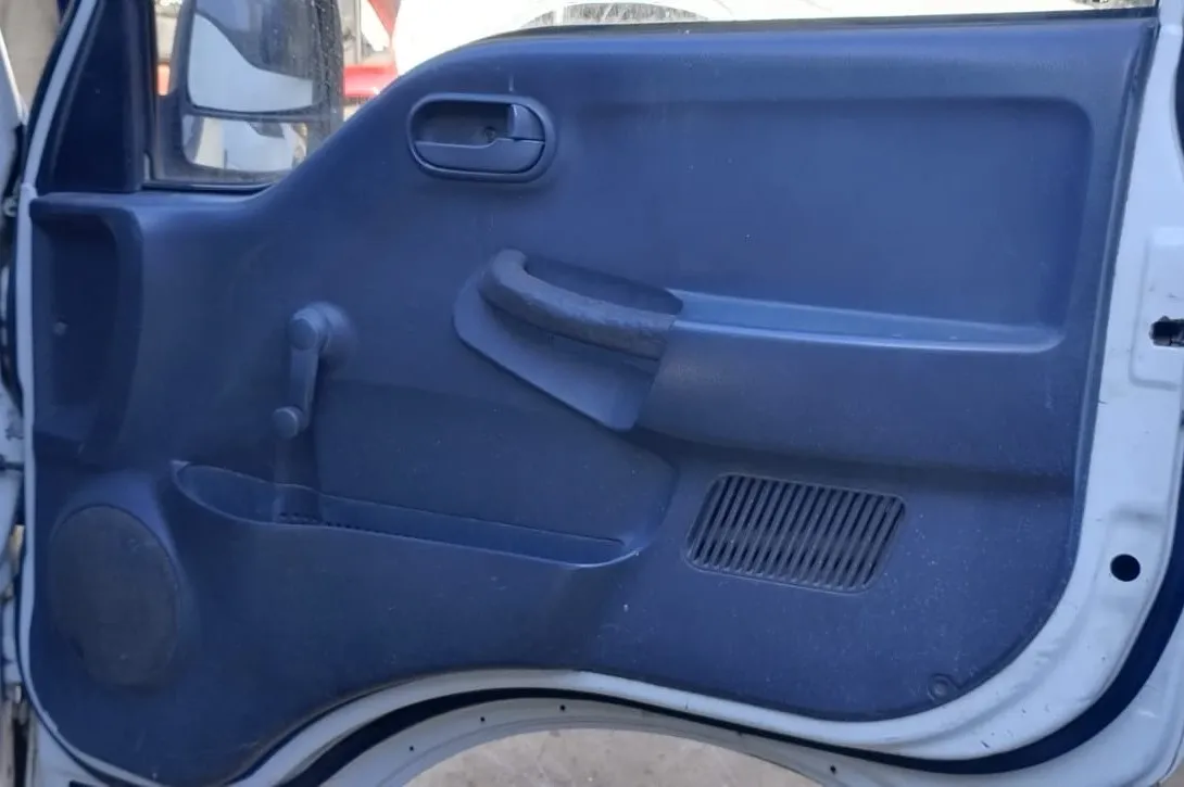 2010 Kia K-Series Pick-Up view 4