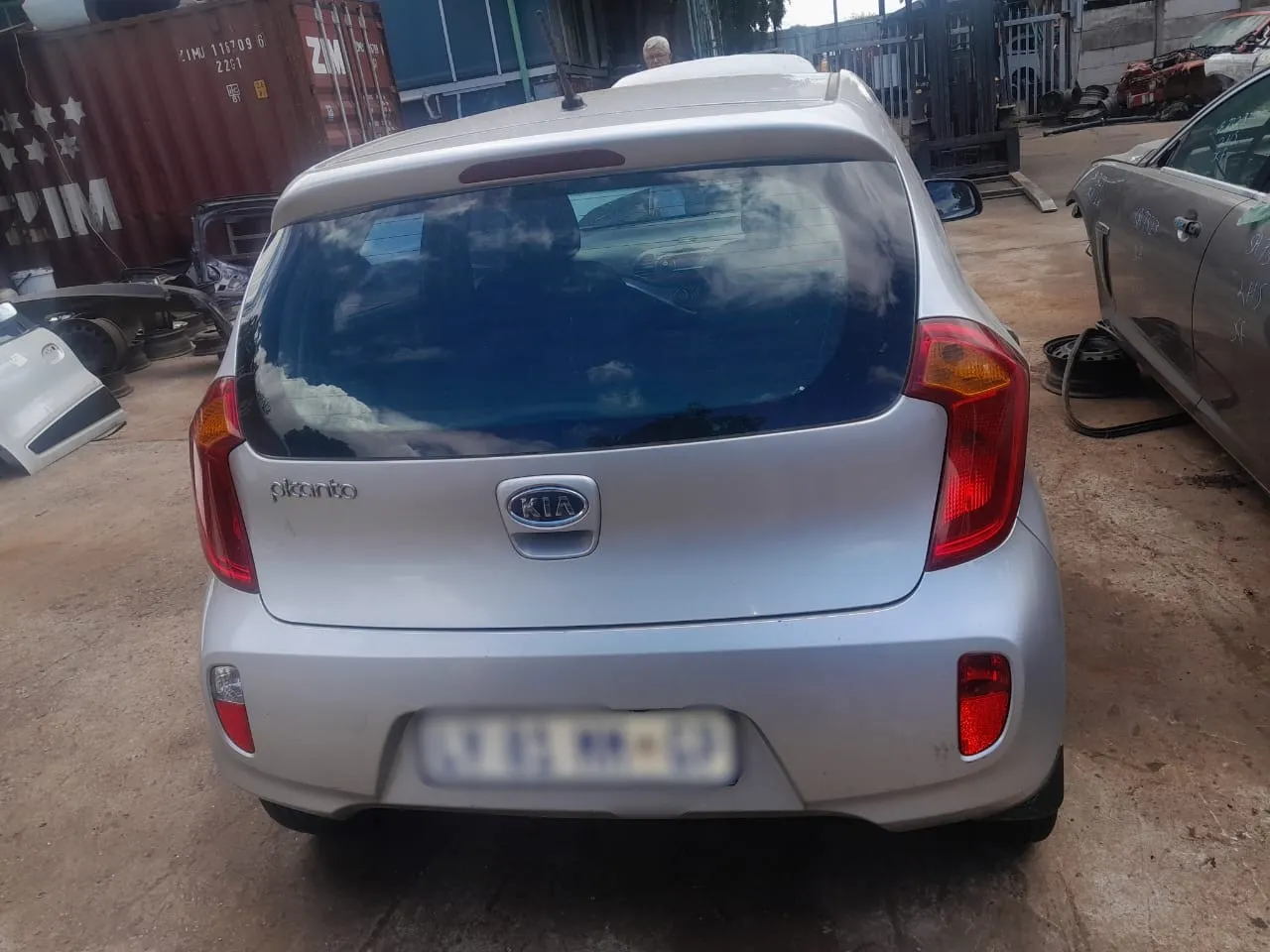 2014 Kia Picanto  view 4