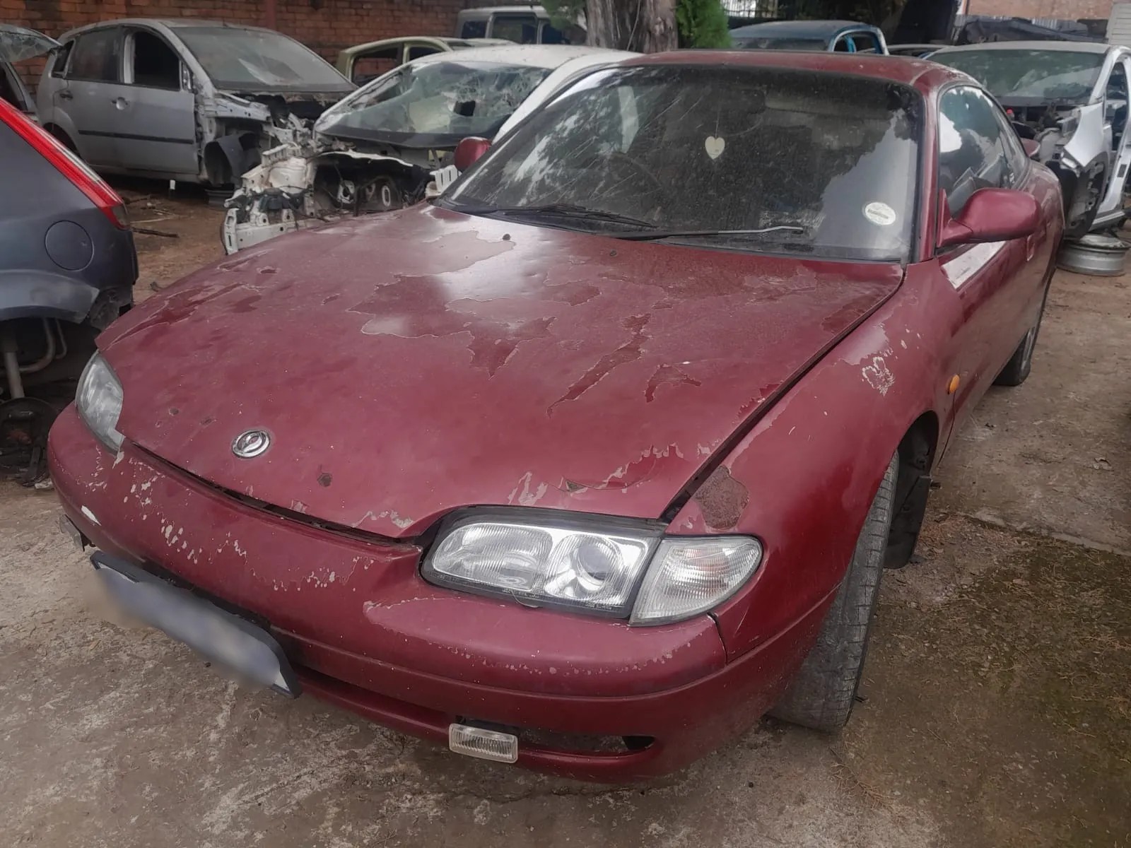 2005 Mazda MX-5  view 2