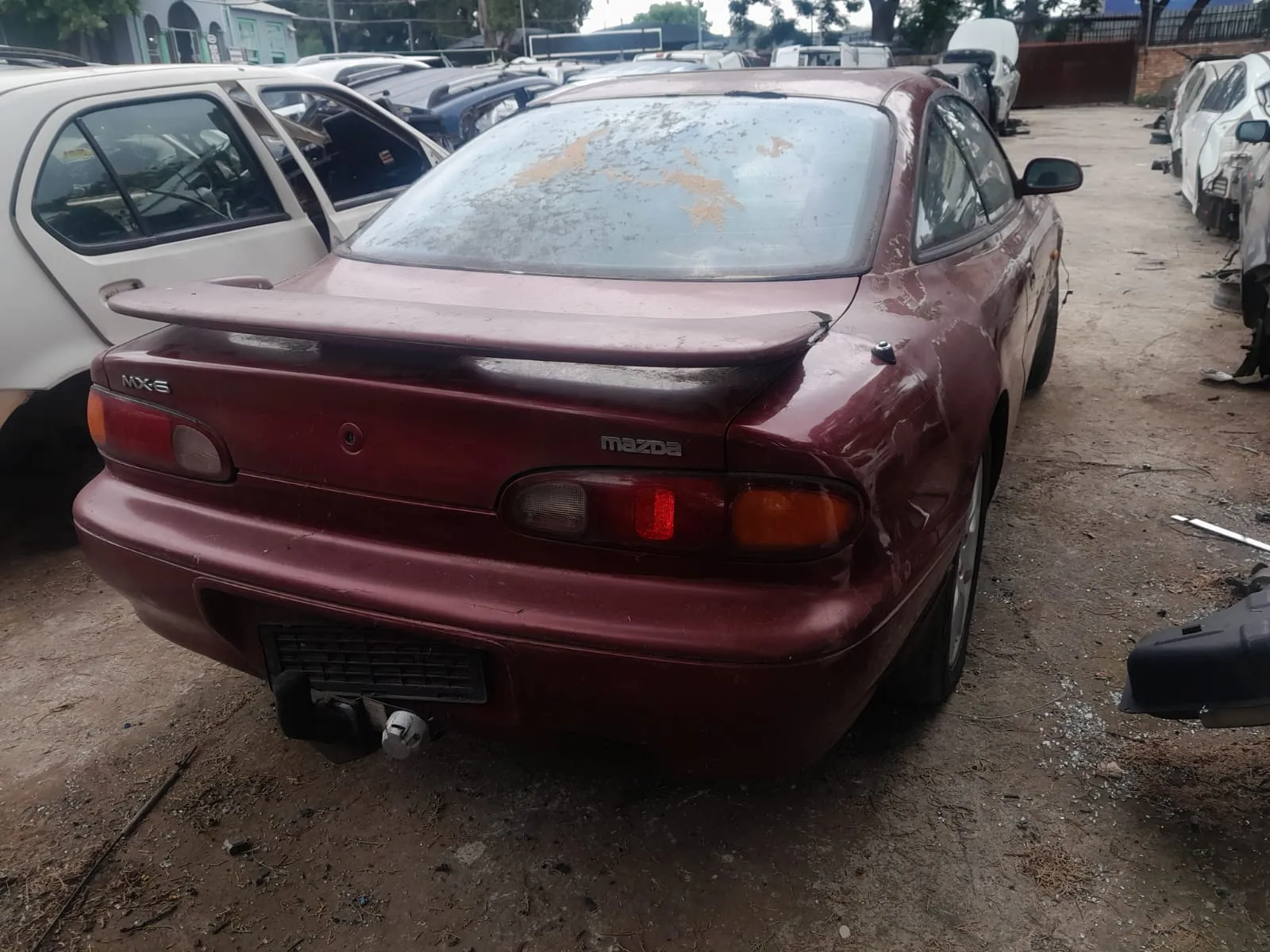 2005 Mazda MX-5  view 3