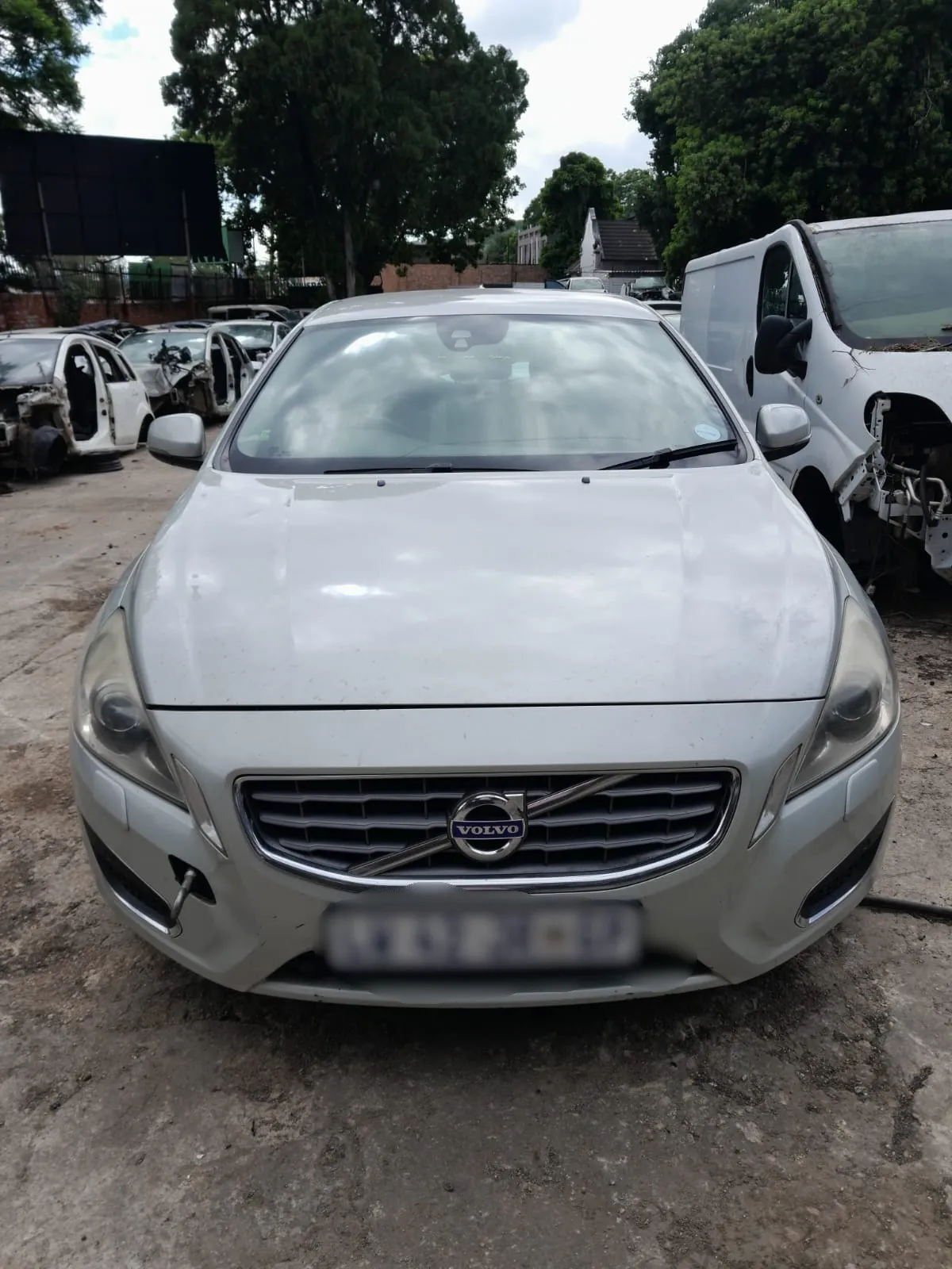 2012 Volvo S60  view 6
