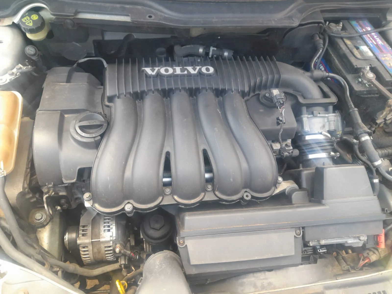 2005 Volvo V50  view 3