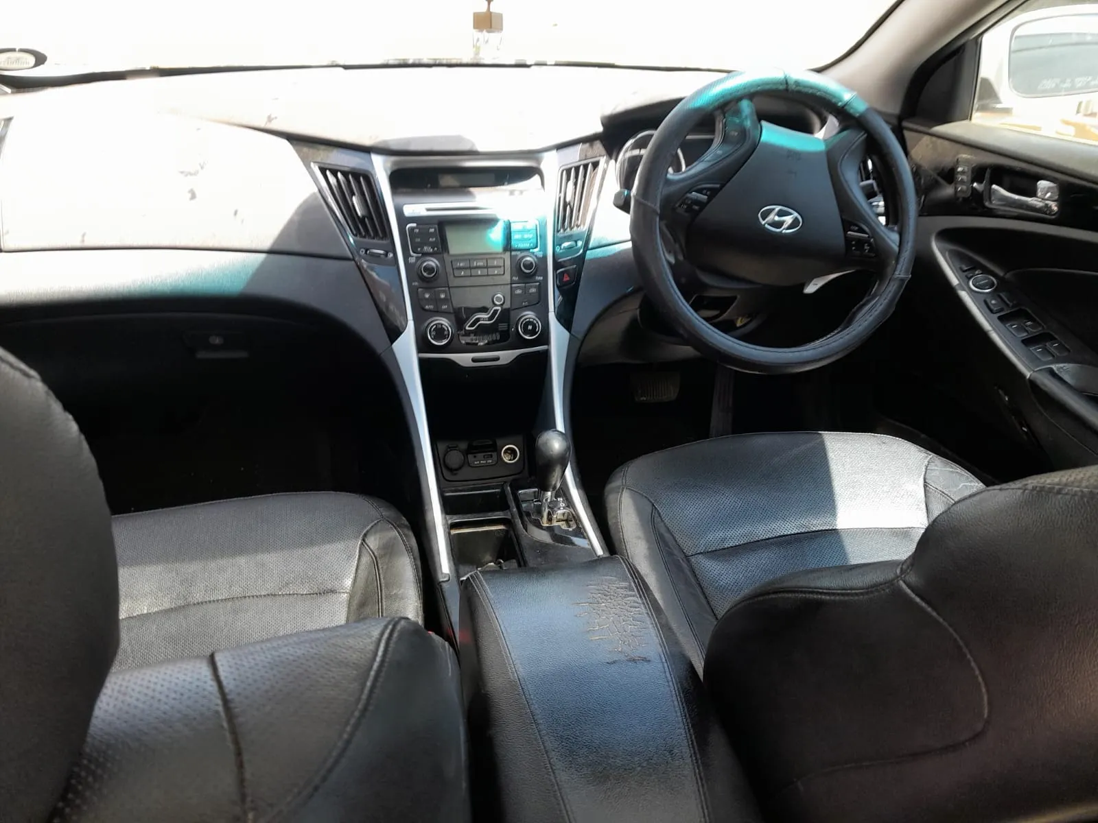 2013 Hyundai Sonata  view 4