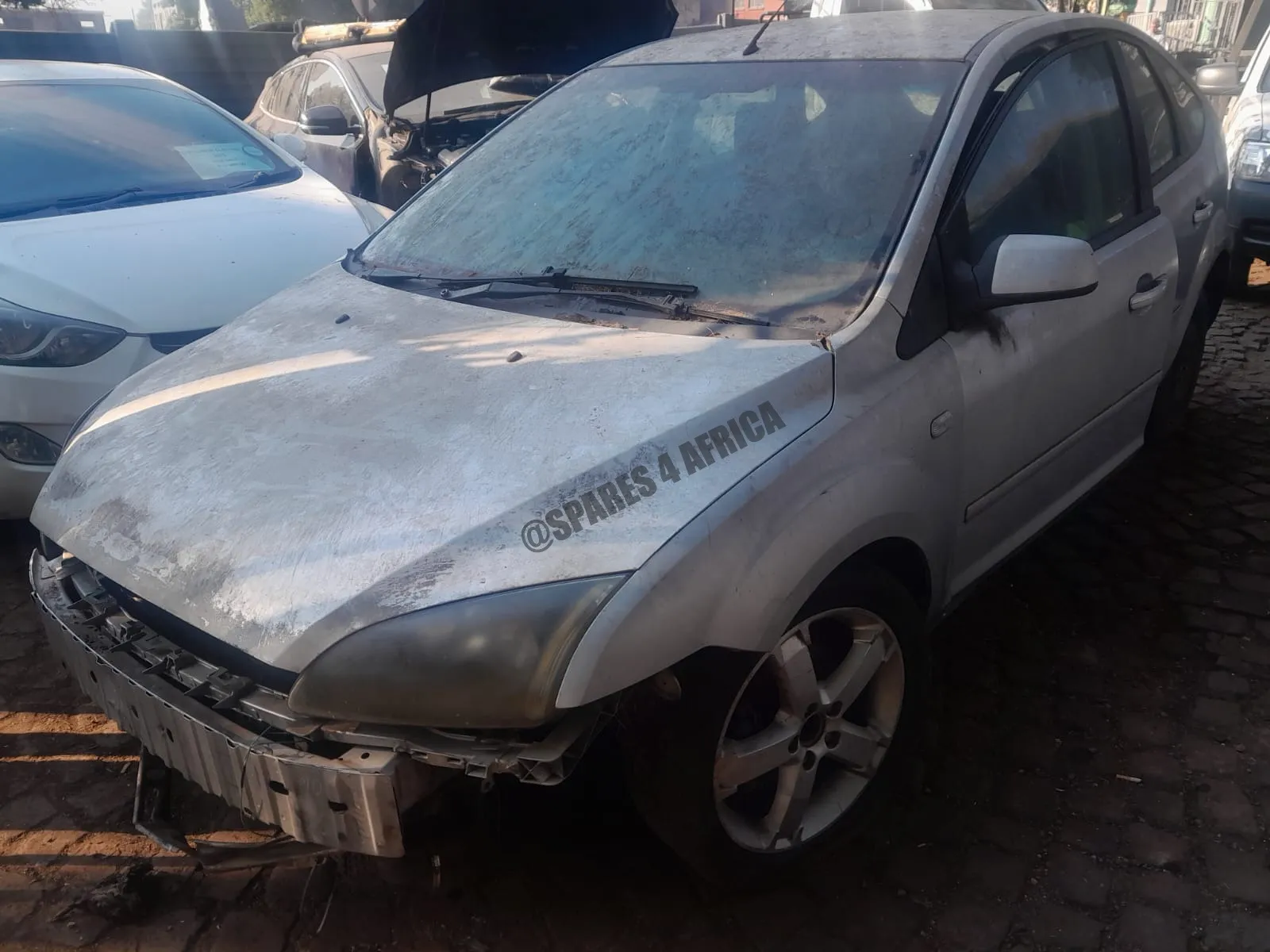 2006 Ford Focus  view 2