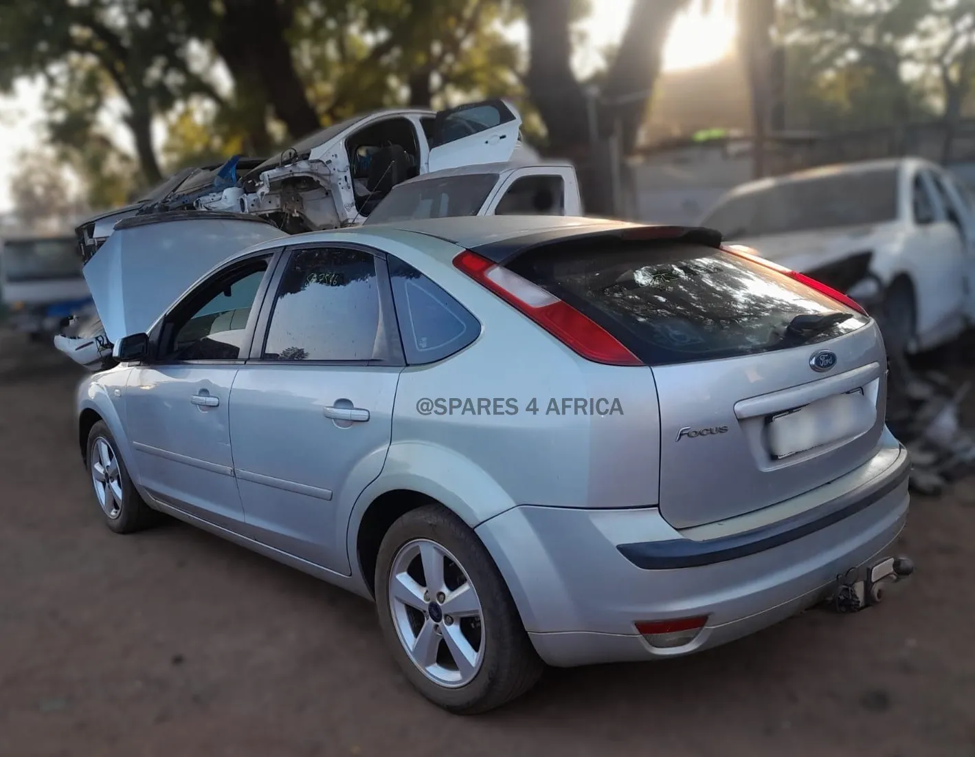 2006 Ford Focus  view 2