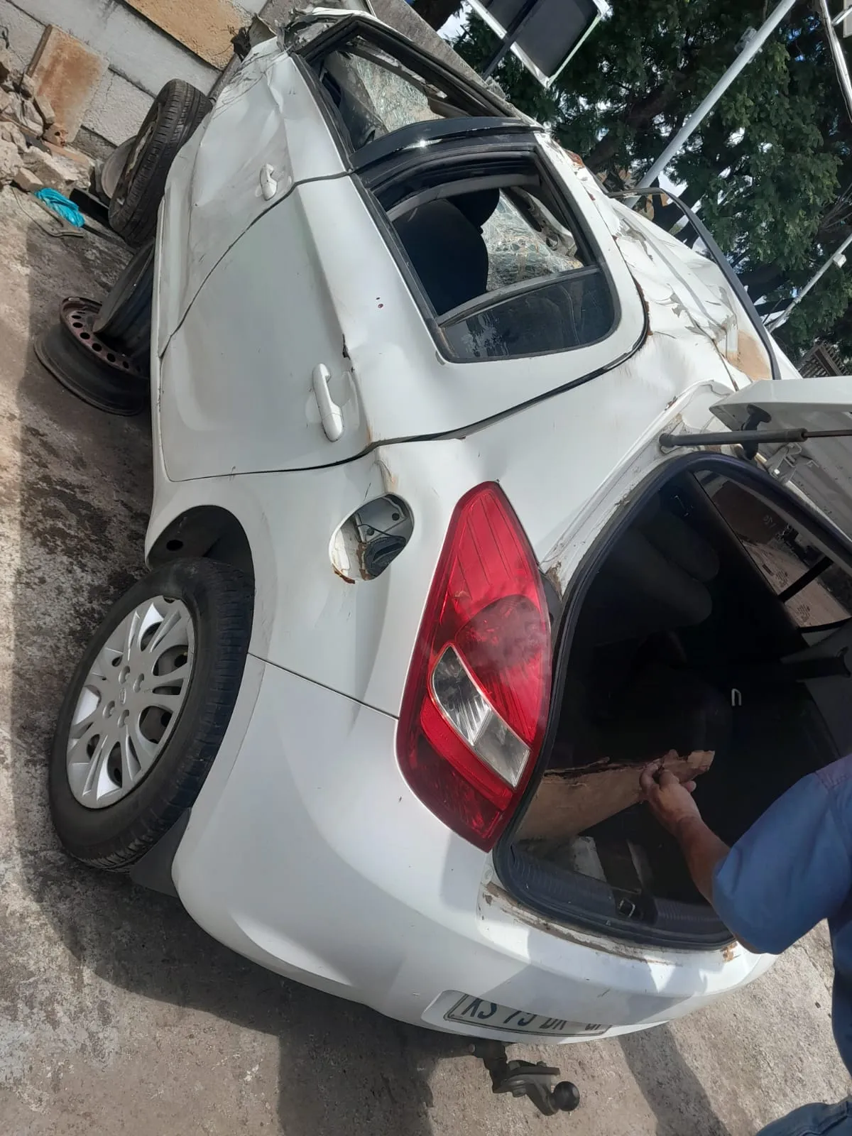 2010 Hyundai i20  view 6