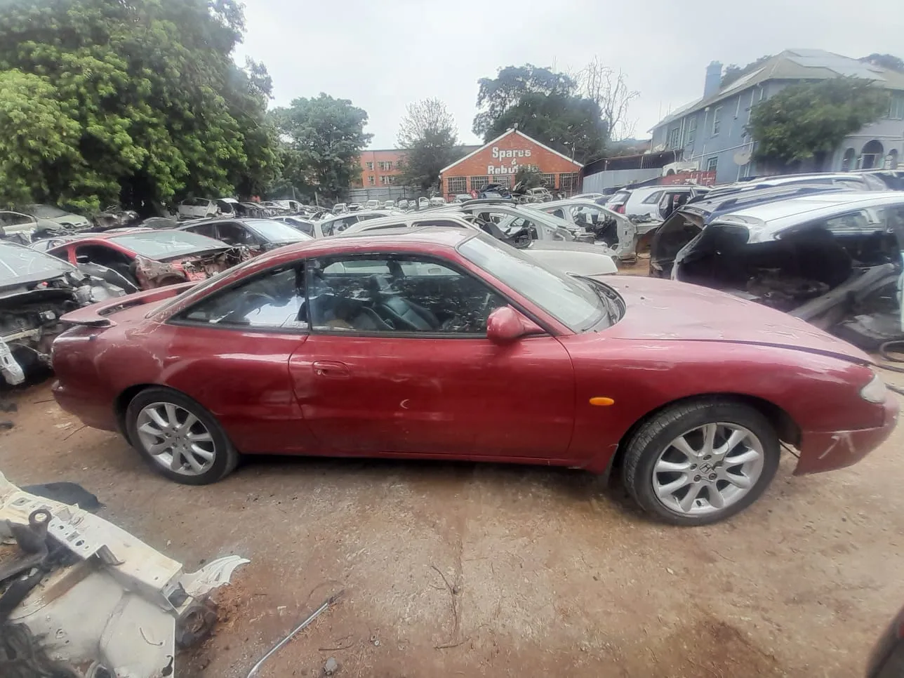 2005 Mazda MX-5  view 4