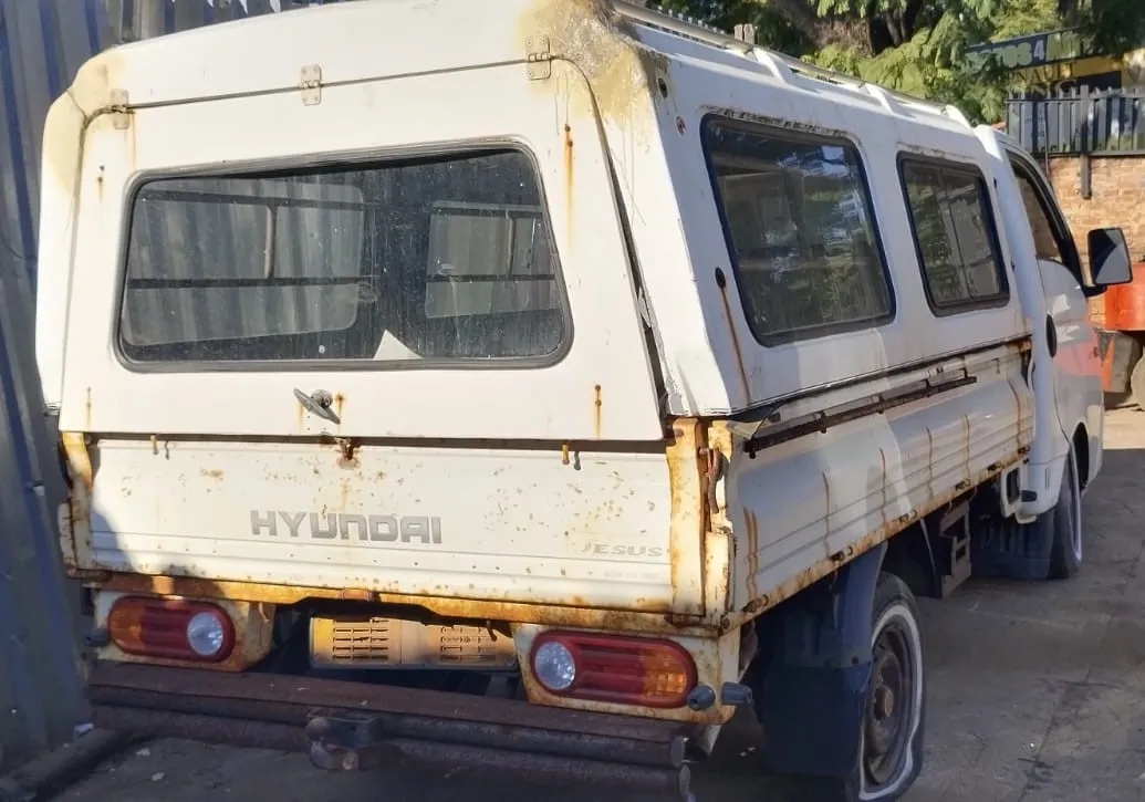 2009 Hyundai H100 Bakkie view 4