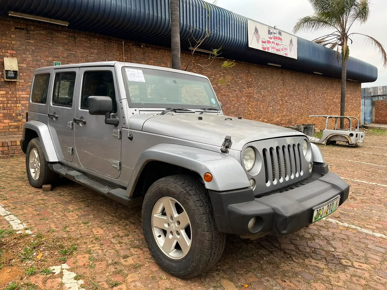 2014 Jeep Wrangler  view 2