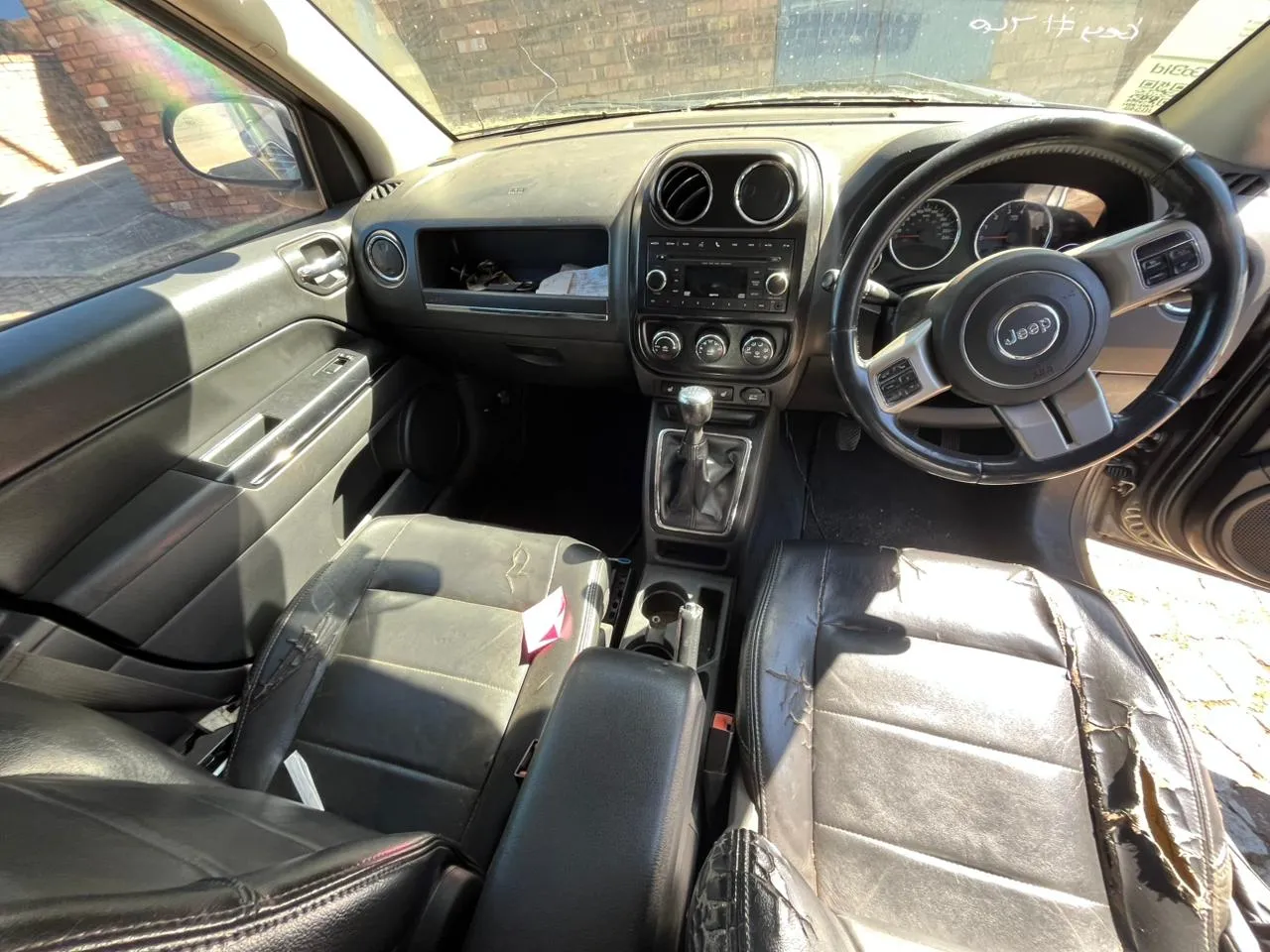 2012 Jeep Compass  view 5