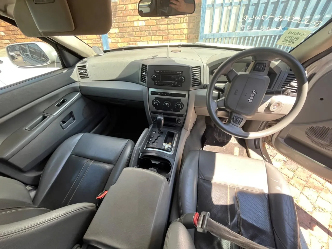 2005 Jeep Grand Cherokee  view 5