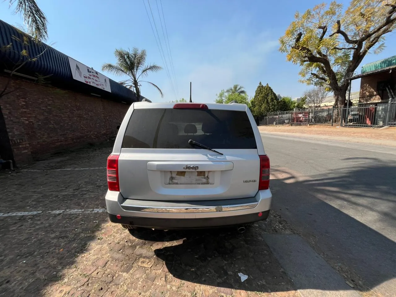2011 Jeep Patriot  view 4