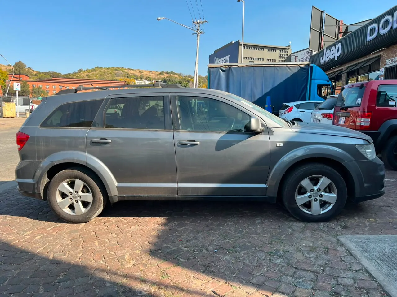 2012 Dodge Journey  view 7