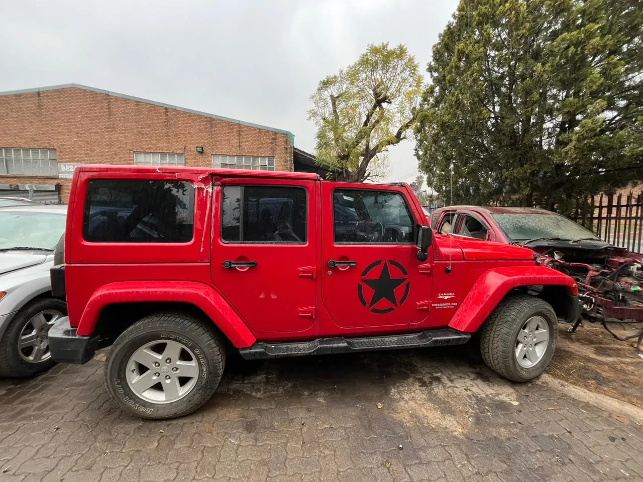 2012 Jeep Wrangler  view 3