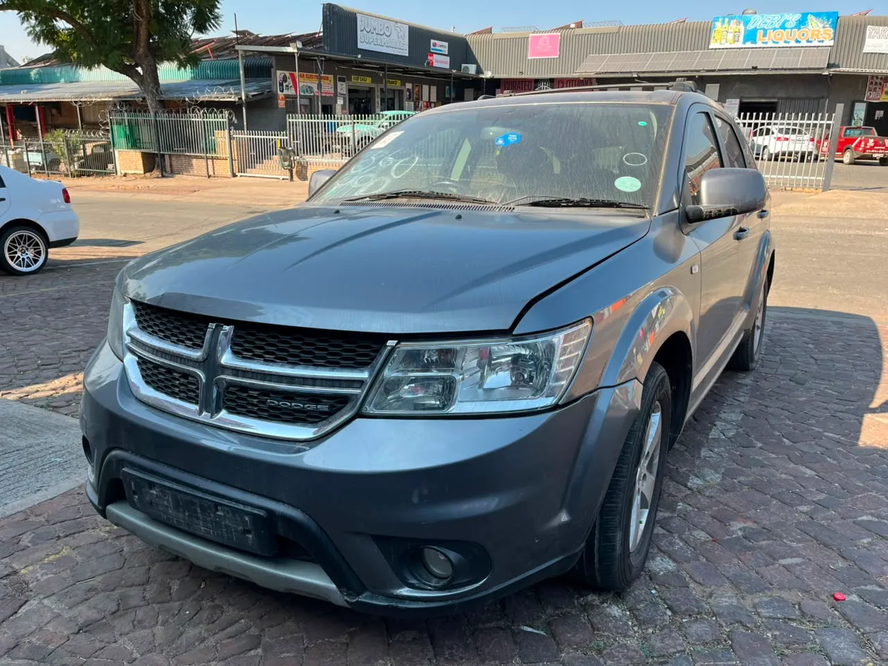 2012 Dodge Journey  view 2