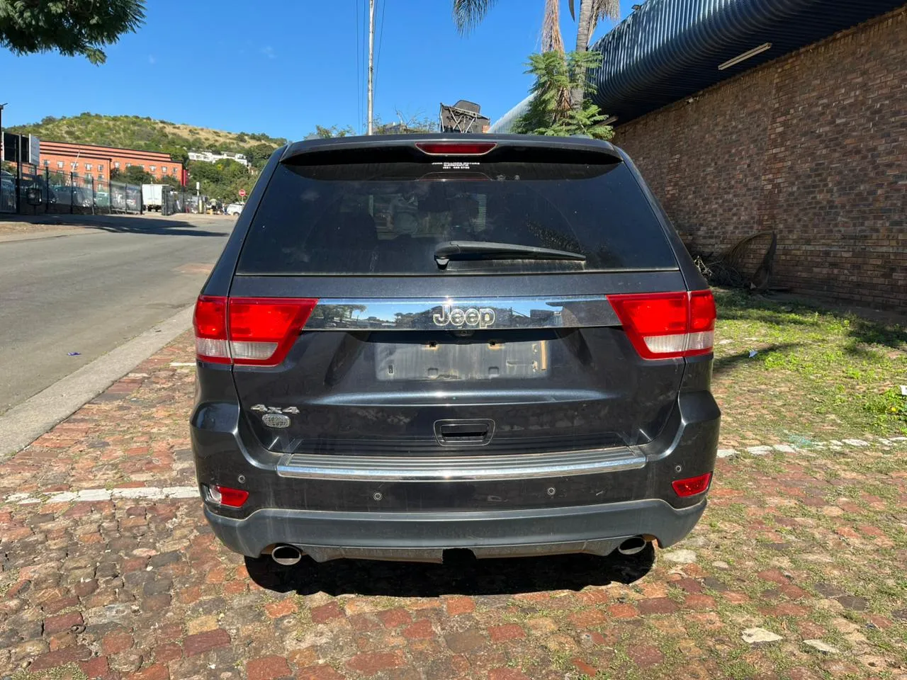 2013 Jeep Grand Cherokee  view 7