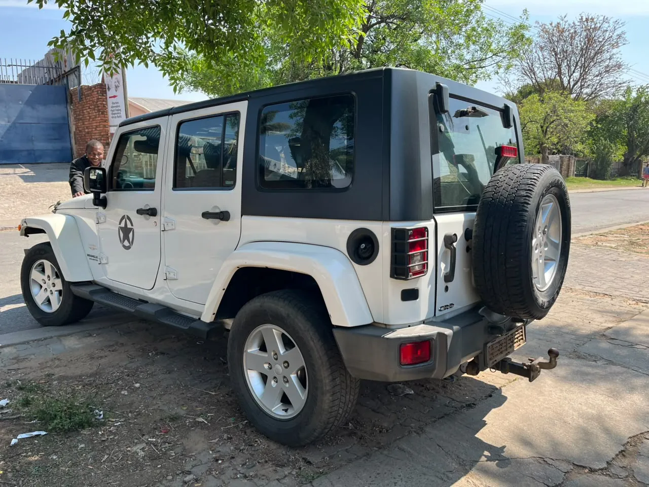 2010 Jeep Wrangler thumbnail 8