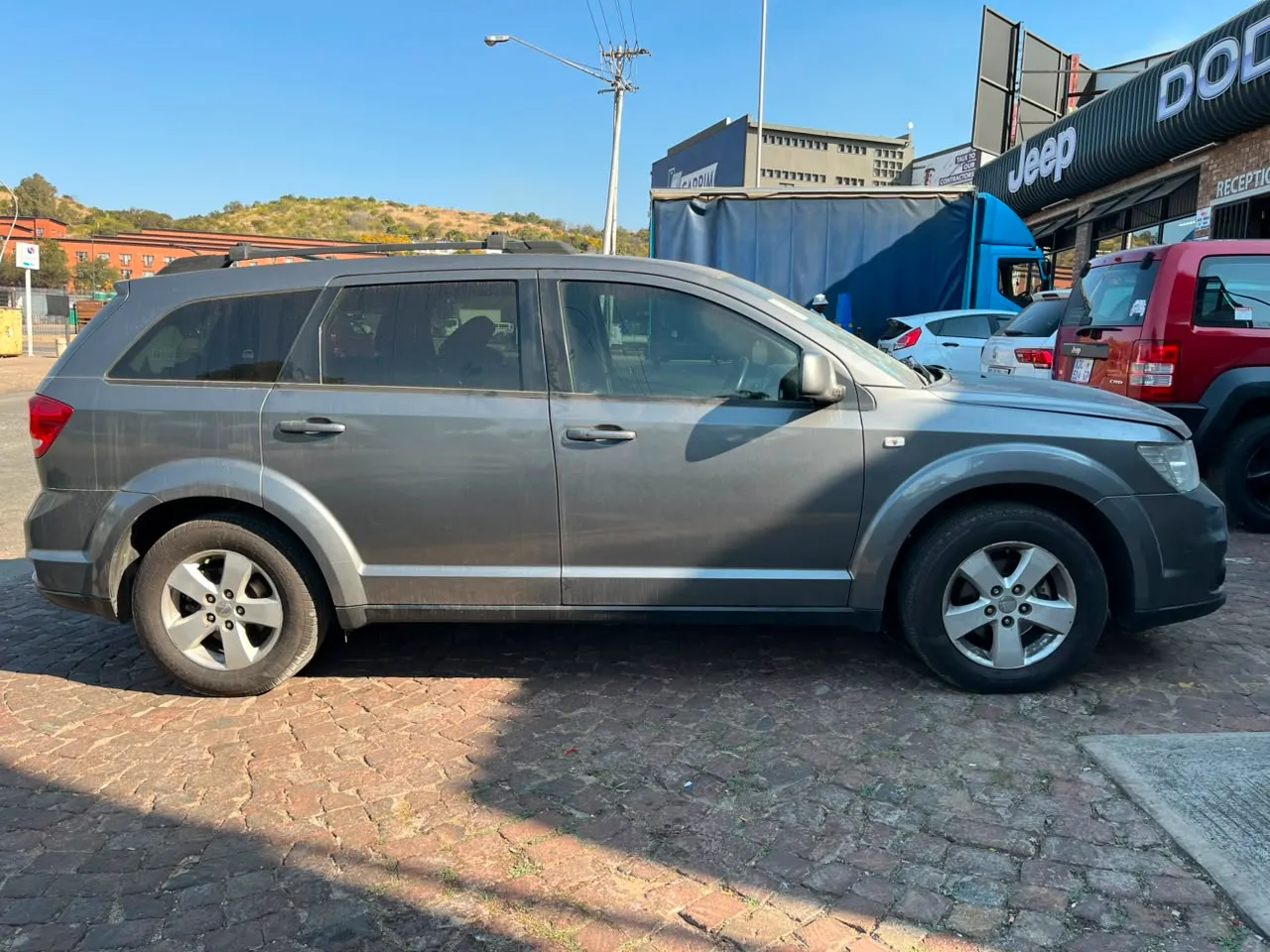 2012 Dodge Journey  view 6